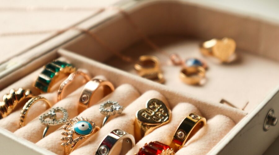 przechowywanie biżuterii